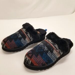 Bobs from Sketchers High-Snow Crown Womans Sz 6 Fabric Aztec Print Clog Mule